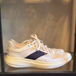 Tracksmith Elliot Runner